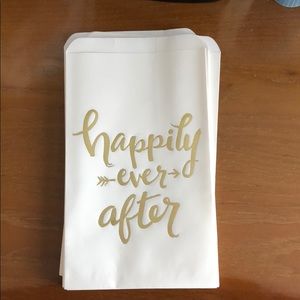 18 Never Used Wedding Bags “Happily Ever After”
